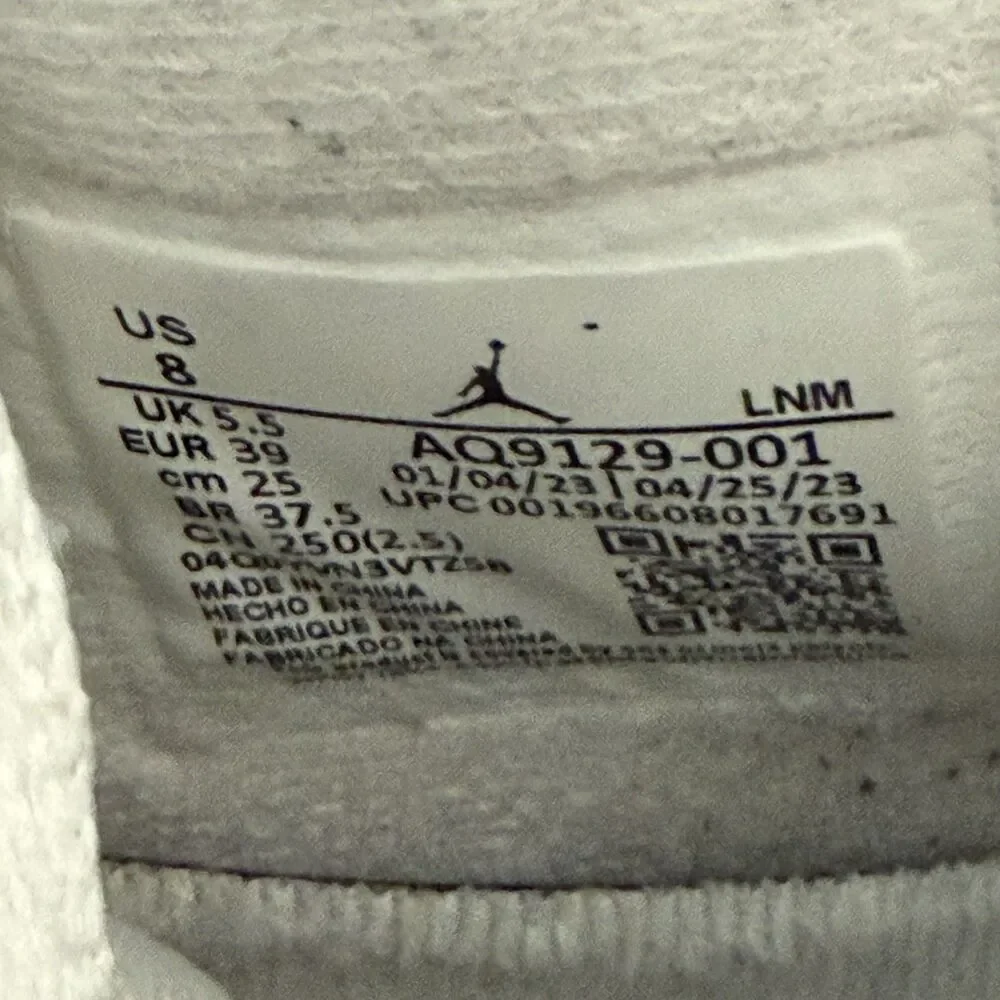 Nike Air Jordan 4 Frozen Moments AQ9129-001 W 8 M 6.5 Preowned Clean